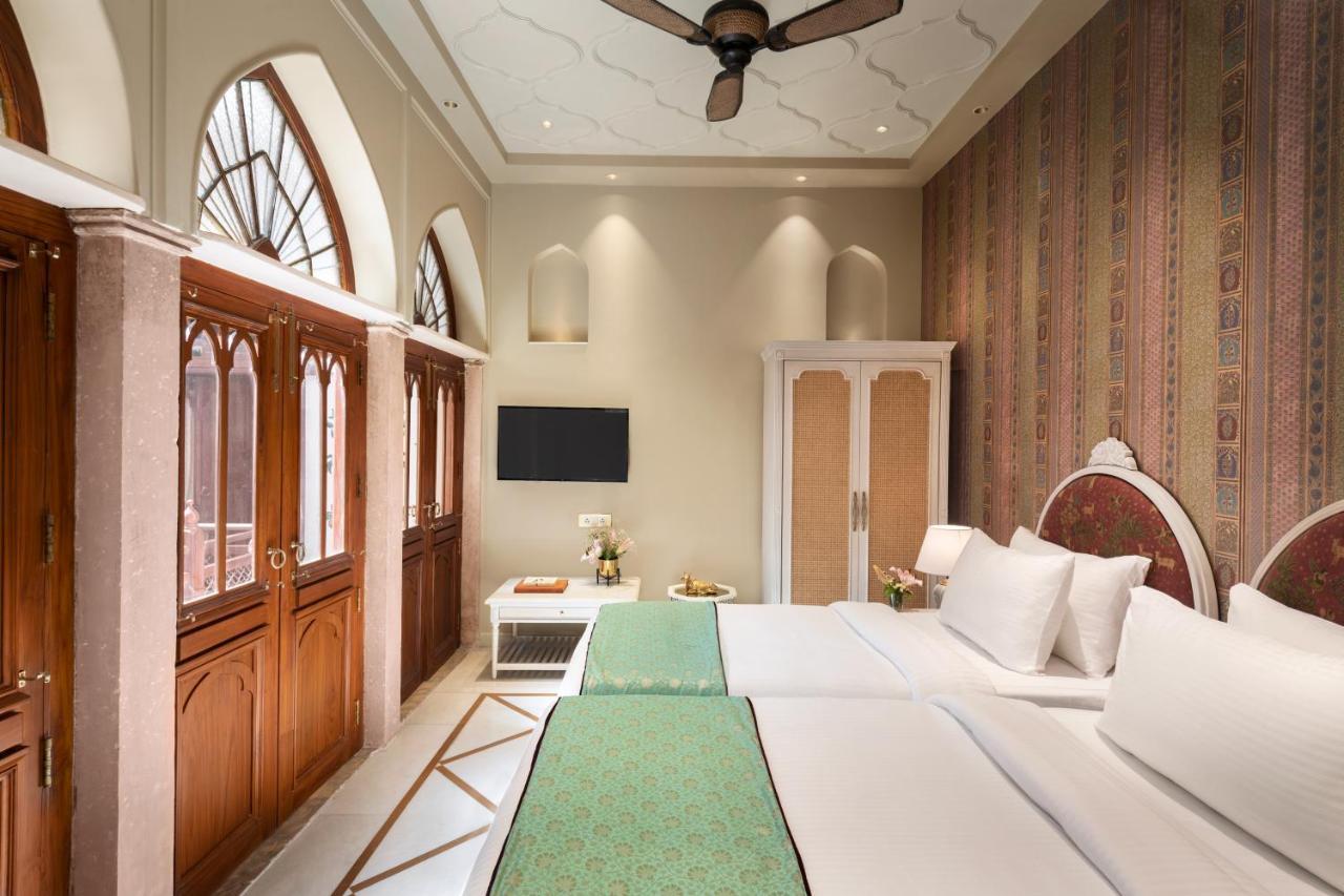 Hotel Haveli Dharampura - Unesco Awarded Boutique Heritage 5*