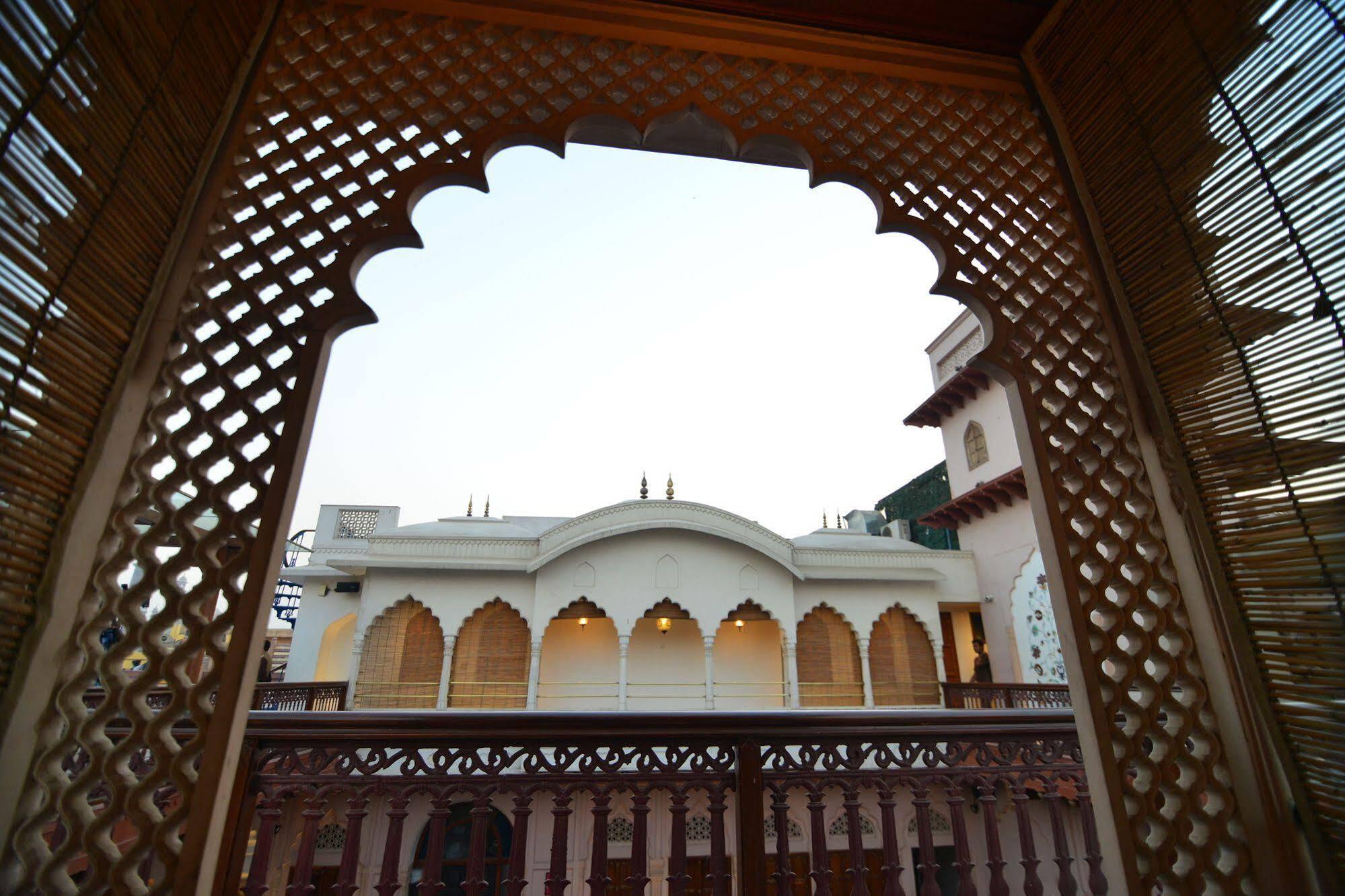 होटल Haveli Dharampura - Unesco Awarded Boutique Heritage