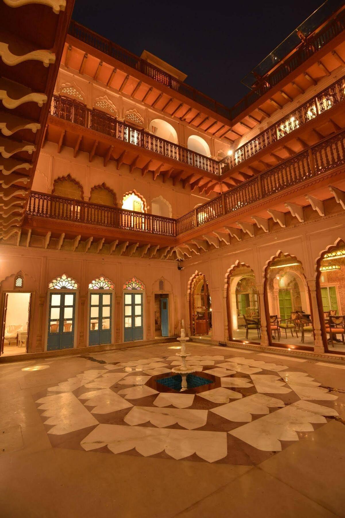 Haveli Dharampura - Unesco Awarded Boutique Heritage 5* New Delhi